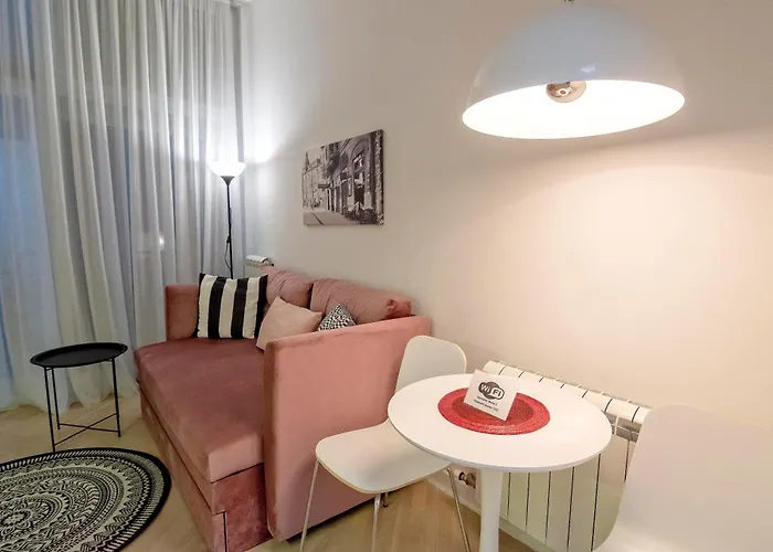 Momo 123 Apartments